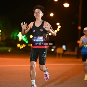 Runner Photo 3541694