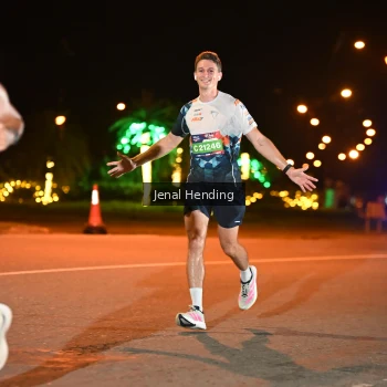 Runner Photo 3541704