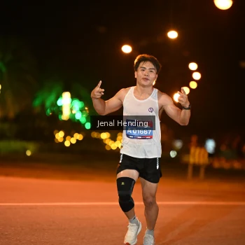 Runner Photo 3541709