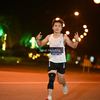 Runner Photo 3541713