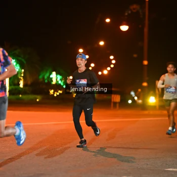 Runner Photo 3541723