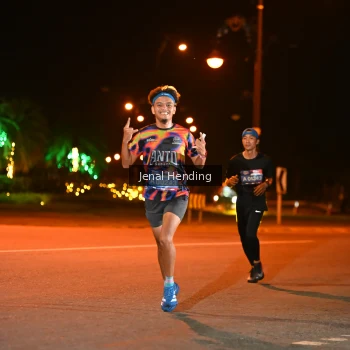 Runner Photo 3541724