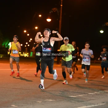 Runner Photo 3541734