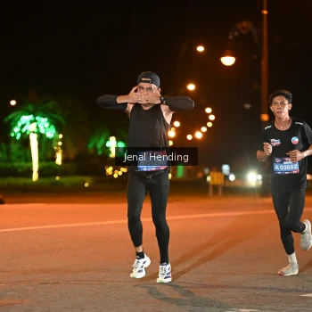 Runner Photo 3541749