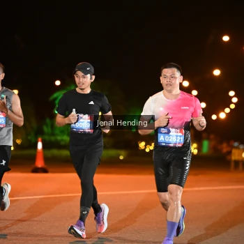 Runner Photo 3541771
