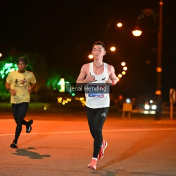 Runner Photo 3541792