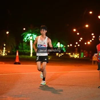 Runner Photo 3541797