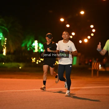 Runner Photo 3541802