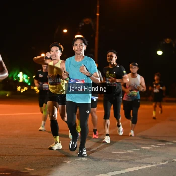 Runner Photo 3541824