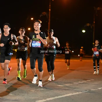 Runner Photo 3541830