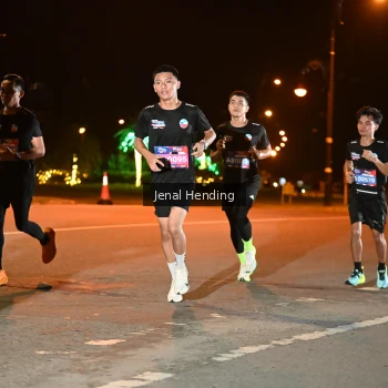 Runner Photo 3541873