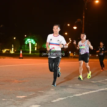 Runner Photo 3541874
