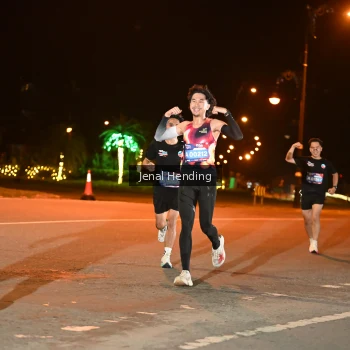 Runner Photo 3541898