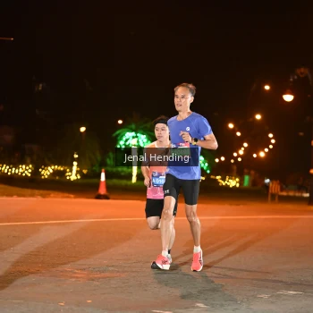 Runner Photo 3541913