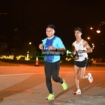 Runner Photo 3541923