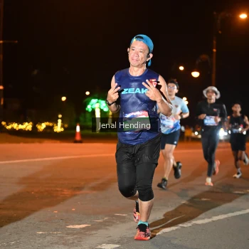 Runner Photo 3541950