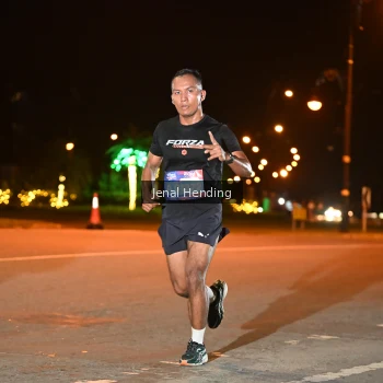 Runner Photo 3541970