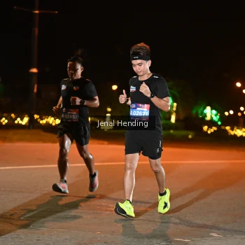Runner Photo 3541986