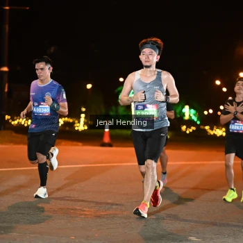 Runner Photo 3541987