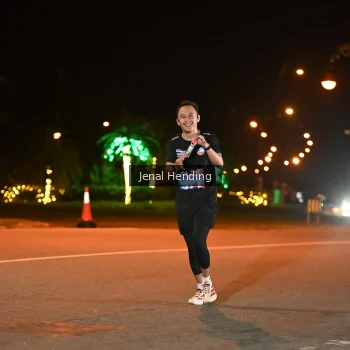 Runner Photo 3541997