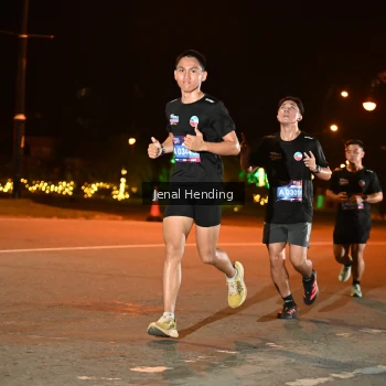 Runner Photo 3542015