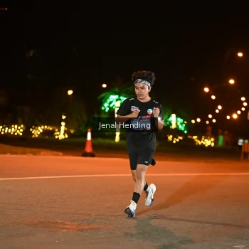 Runner Photo 3542024