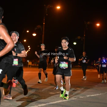Runner Photo 3542066