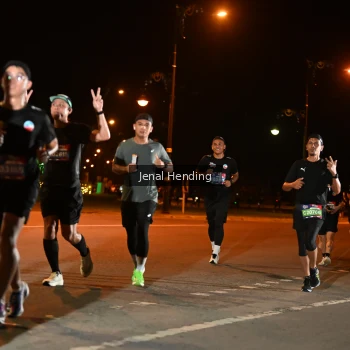 Runner Photo 3542070