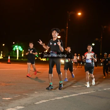 Runner Photo 3542090