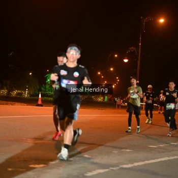 Runner Photo 3542108