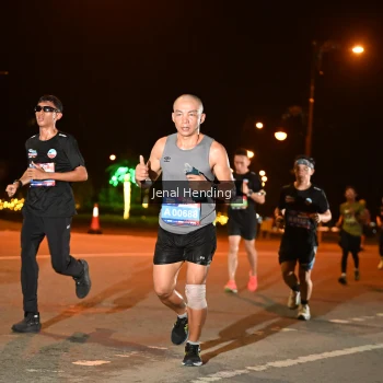 Runner Photo 3542109