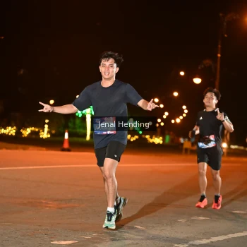Runner Photo 3542118
