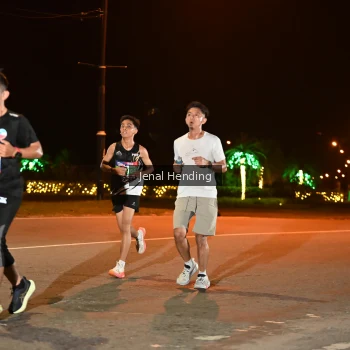 Runner Photo 3542134