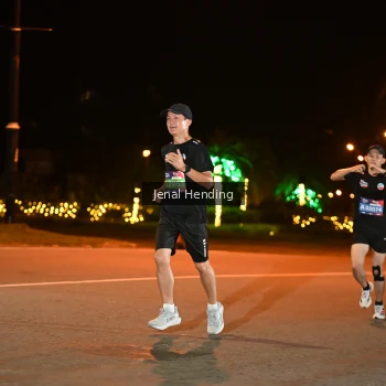Runner Photo 3542140