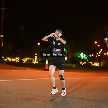 Runner Photo 3542142