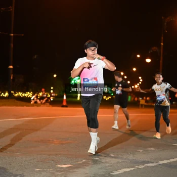 Runner Photo 3542151