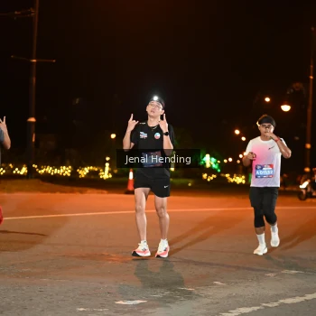 Runner Photo 3542155