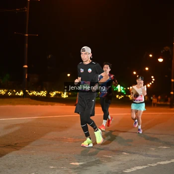 Runner Photo 3542156