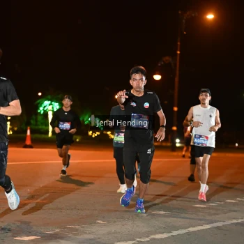 Runner Photo 3542174