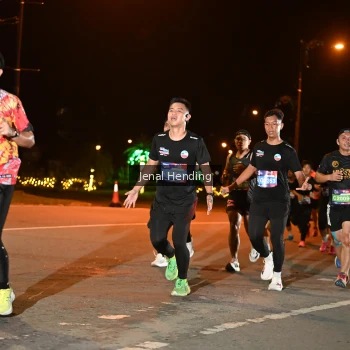 Runner Photo 3542210