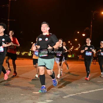 Runner Photo 3542213