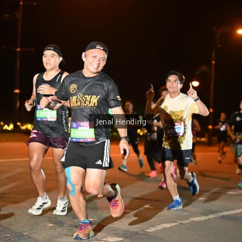 Runner Photo 3542214