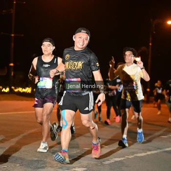 Runner Photo 3542216
