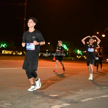 Runner Photo 3542221