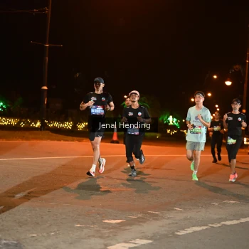 Runner Photo 3542222