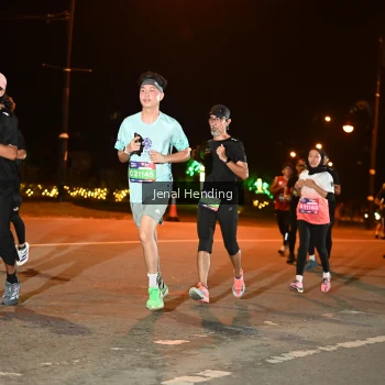 Runner Photo 3542225