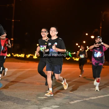 Runner Photo 3542227