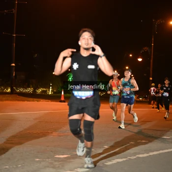 Runner Photo 3542244