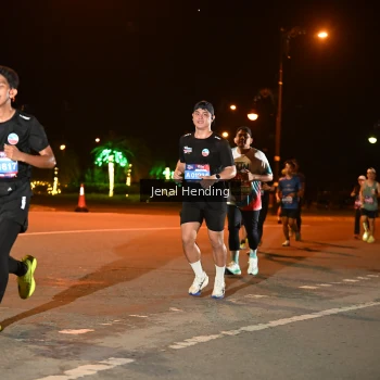 Runner Photo 3542245