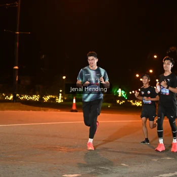 Runner Photo 3542266